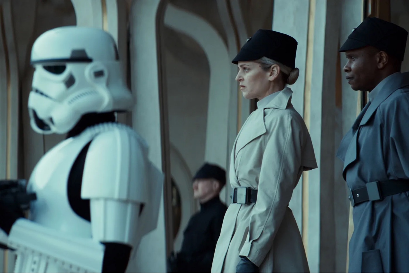 Andor-maker Tony Gilroy is nu vrij om over het fascisme te spreken