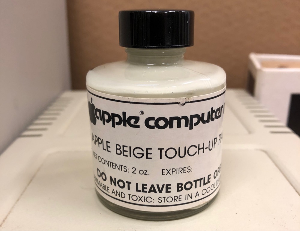 bottle of Apple Beige touch-up paint