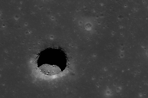 Moon hole